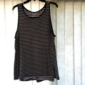 Old Navy Everywhere Tank